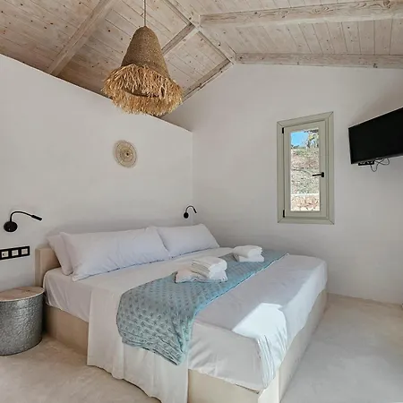Saranda - Luxury On Ithaca